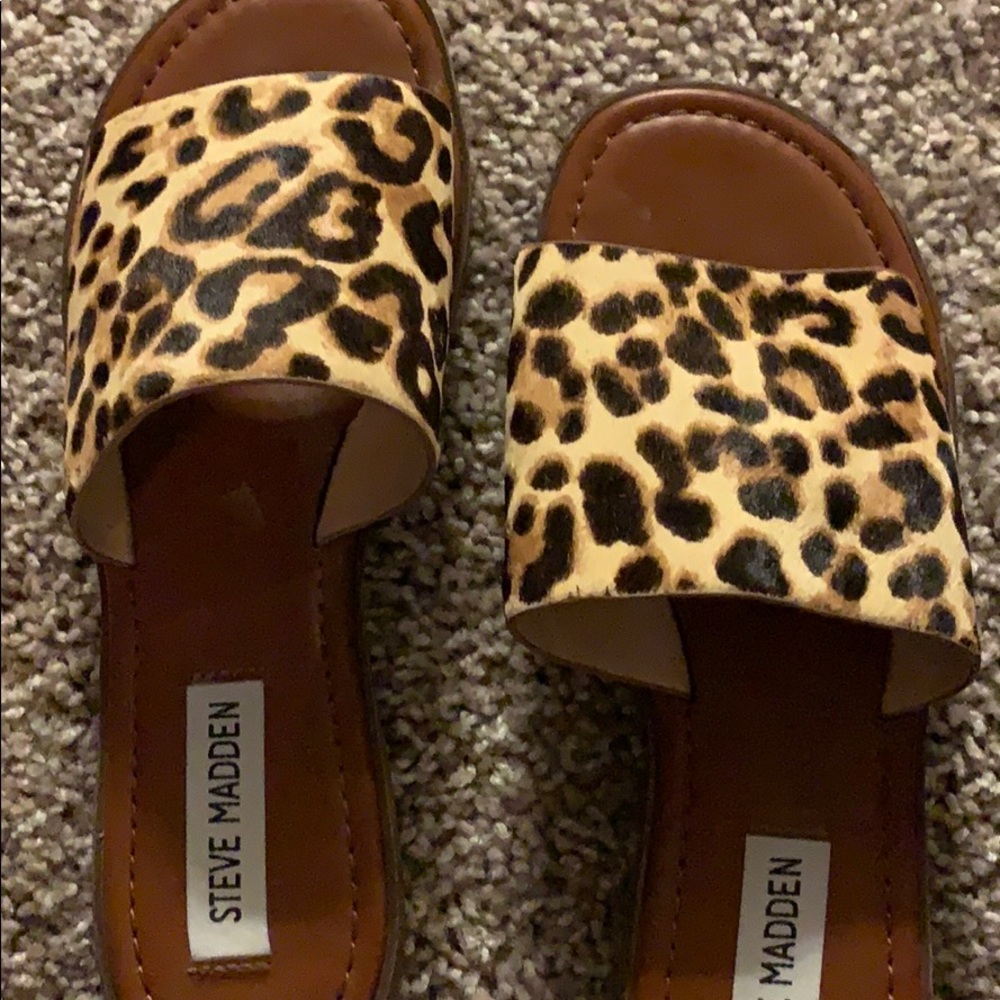 Steve Madden leopard sandals slides